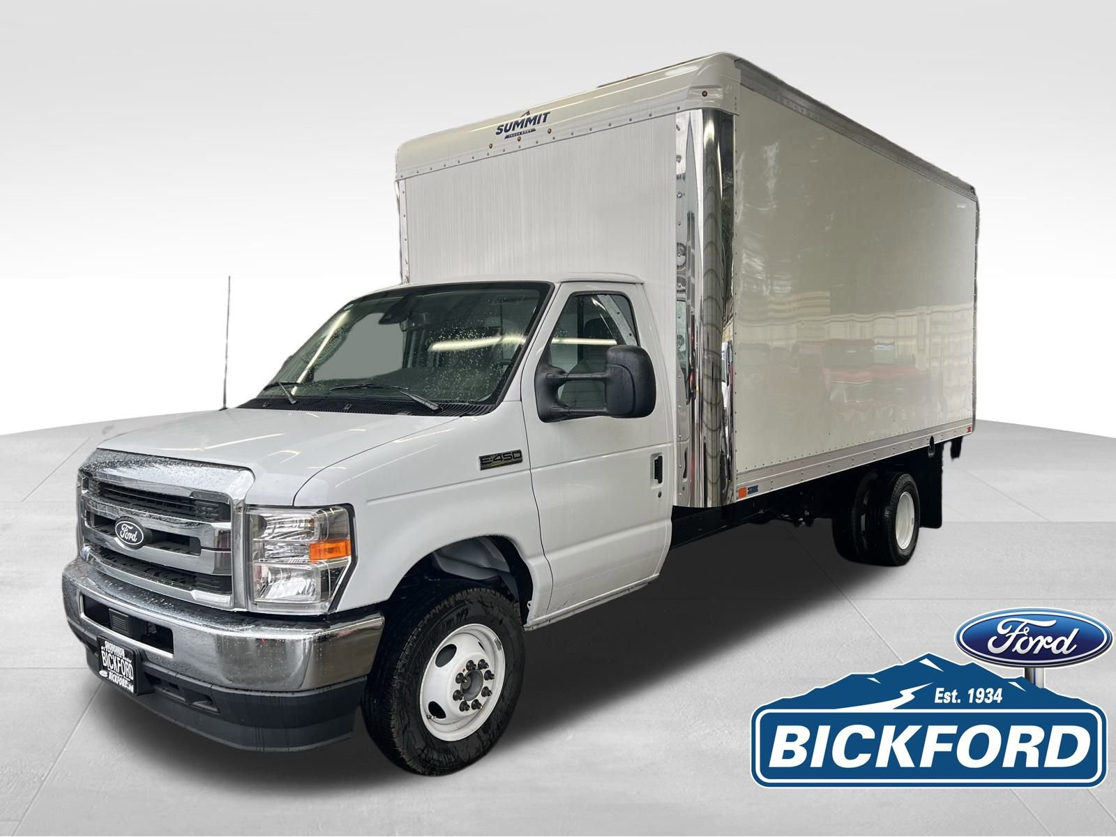 New 2026 Ford E-450 and Econoline 450 Super Duty w/ Interior Upgrade Package RWD image 1
