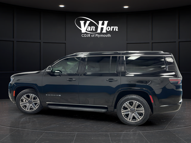 Used 2023 Jeep Wagoneer Series II AWD/4WD image 4