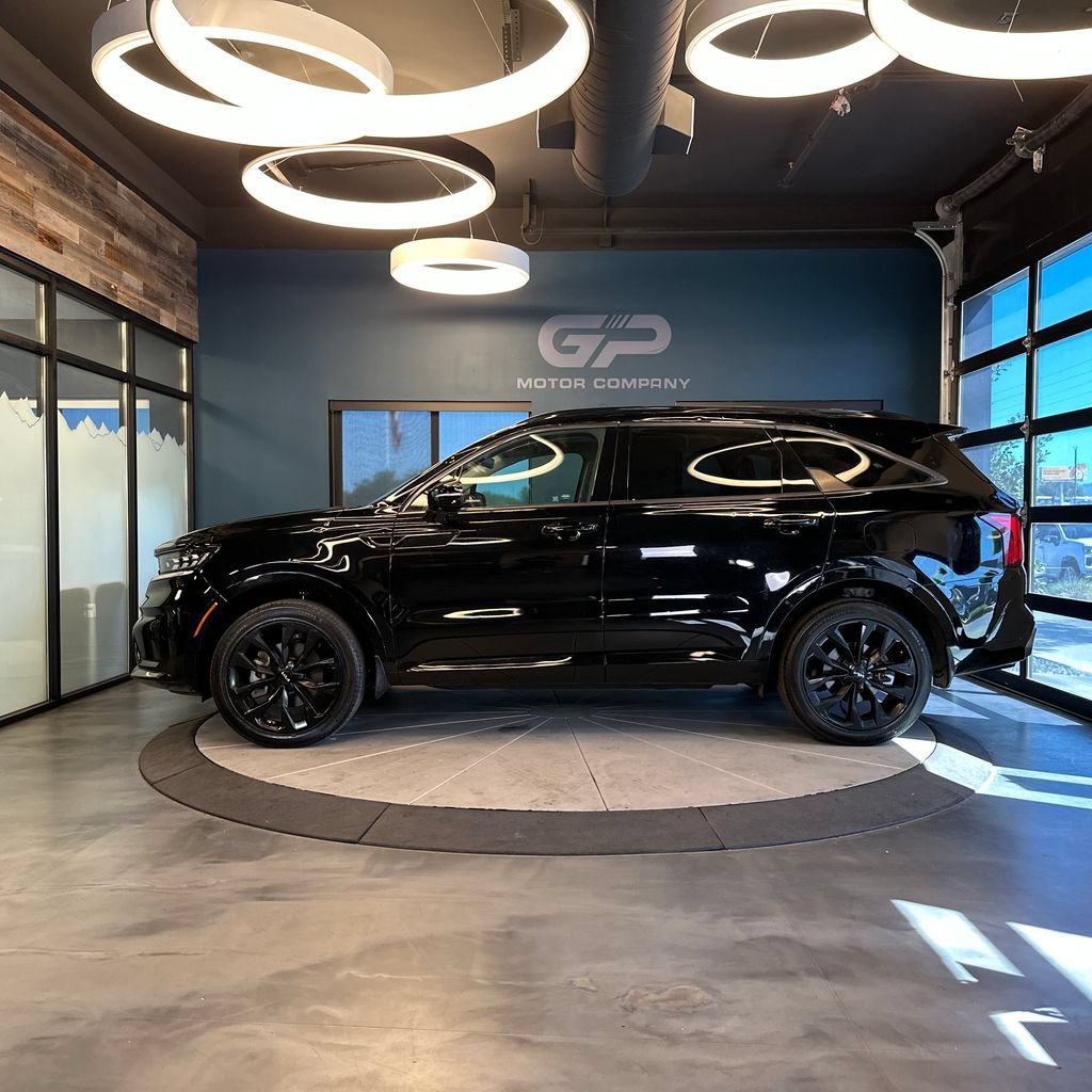 Used 2023 Kia Sorento SX AWD/4WD image 6