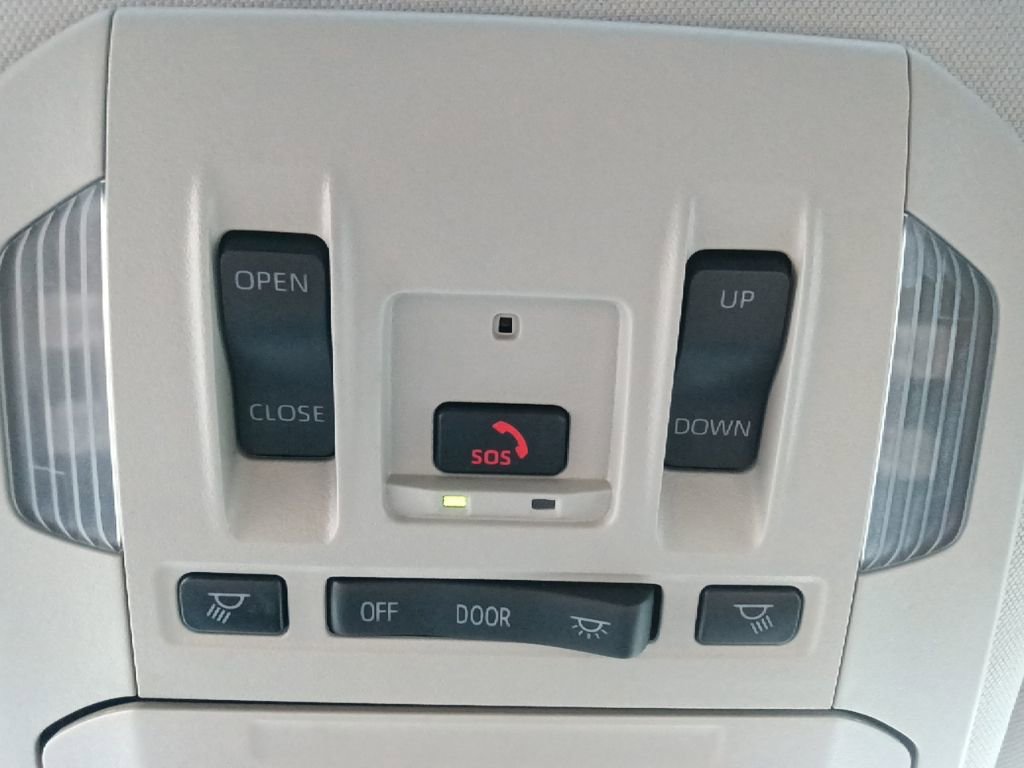 Used 2024 Toyota Highlander XLE image 26