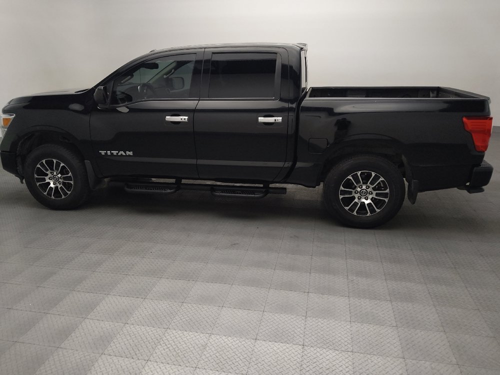 Used 2021 Nissan Titan SV w/ SV Convenience Package RWD image 3