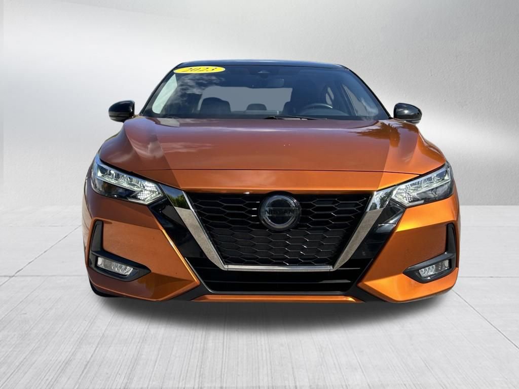Used 2023 Nissan Sentra SR w/ Electronics Package FWD image 2