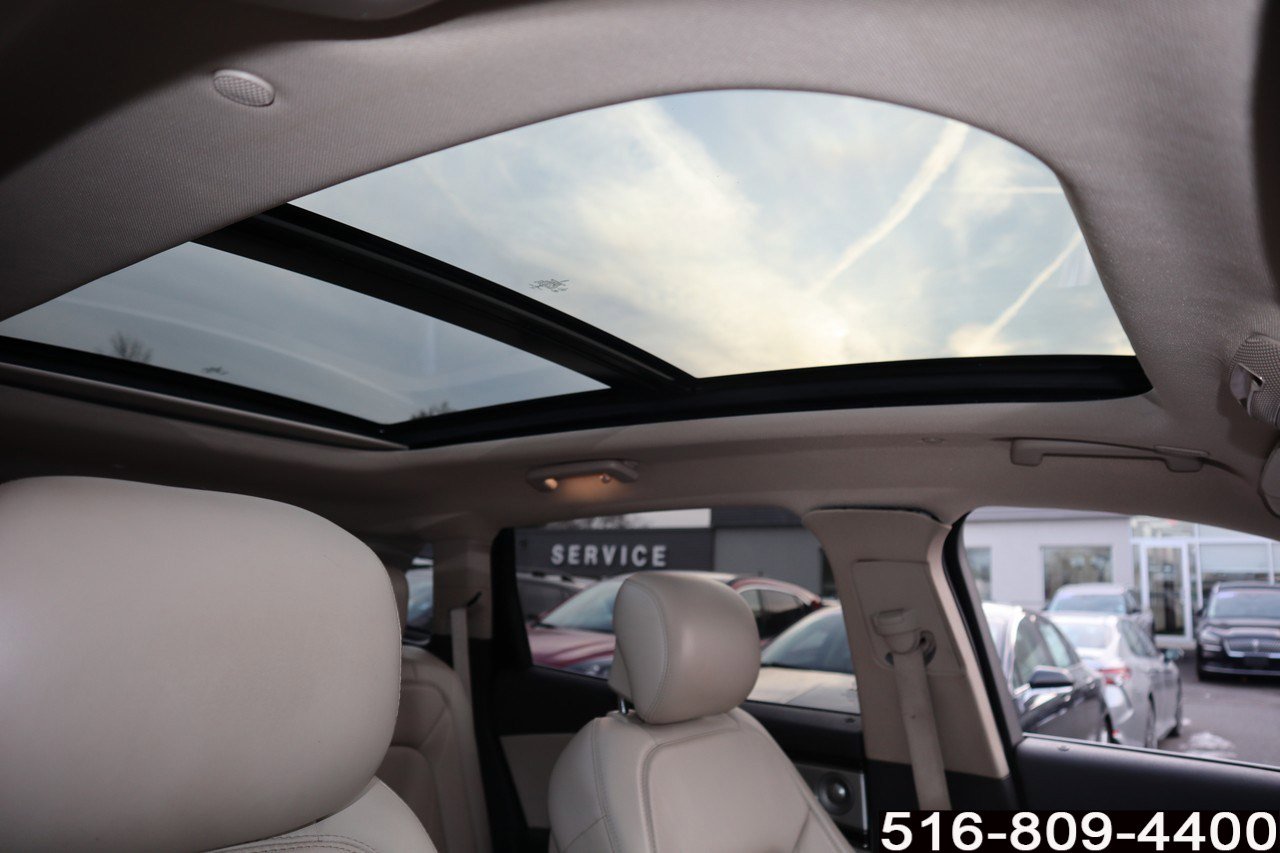 Used 2020 Lincoln Nautilus Reserve w/ Equipment Group 202A image 27