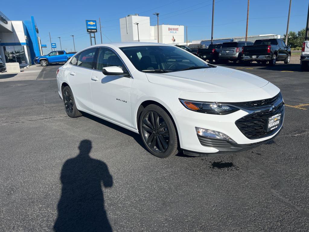New 2025 Chevrolet Malibu LT w/ Sport Edition FWD image 1