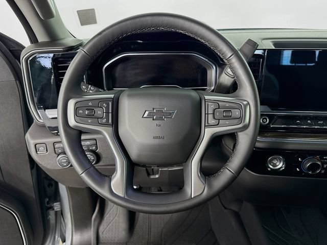 Used 2024 Chevrolet Silverado 1500 RST AWD/4WD image 12