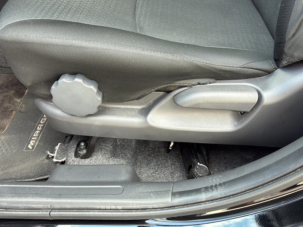 Used 2024 Mitsubishi Mirage G4 ES FWD image 24