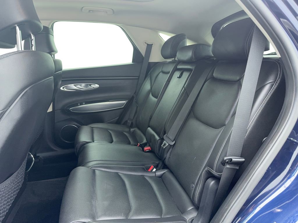 Used 2024 Genesis GV70 2.5T w/ Select Package image 16