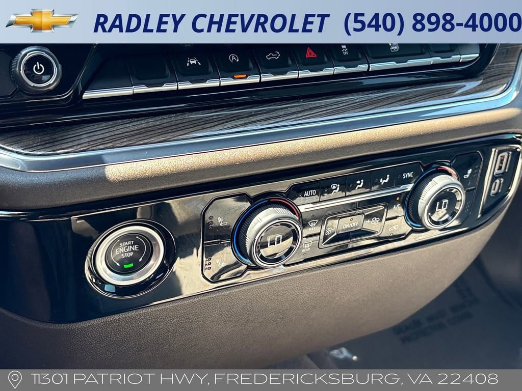 Used 2024 Chevrolet Silverado 1500 LT AWD/4WD image 10