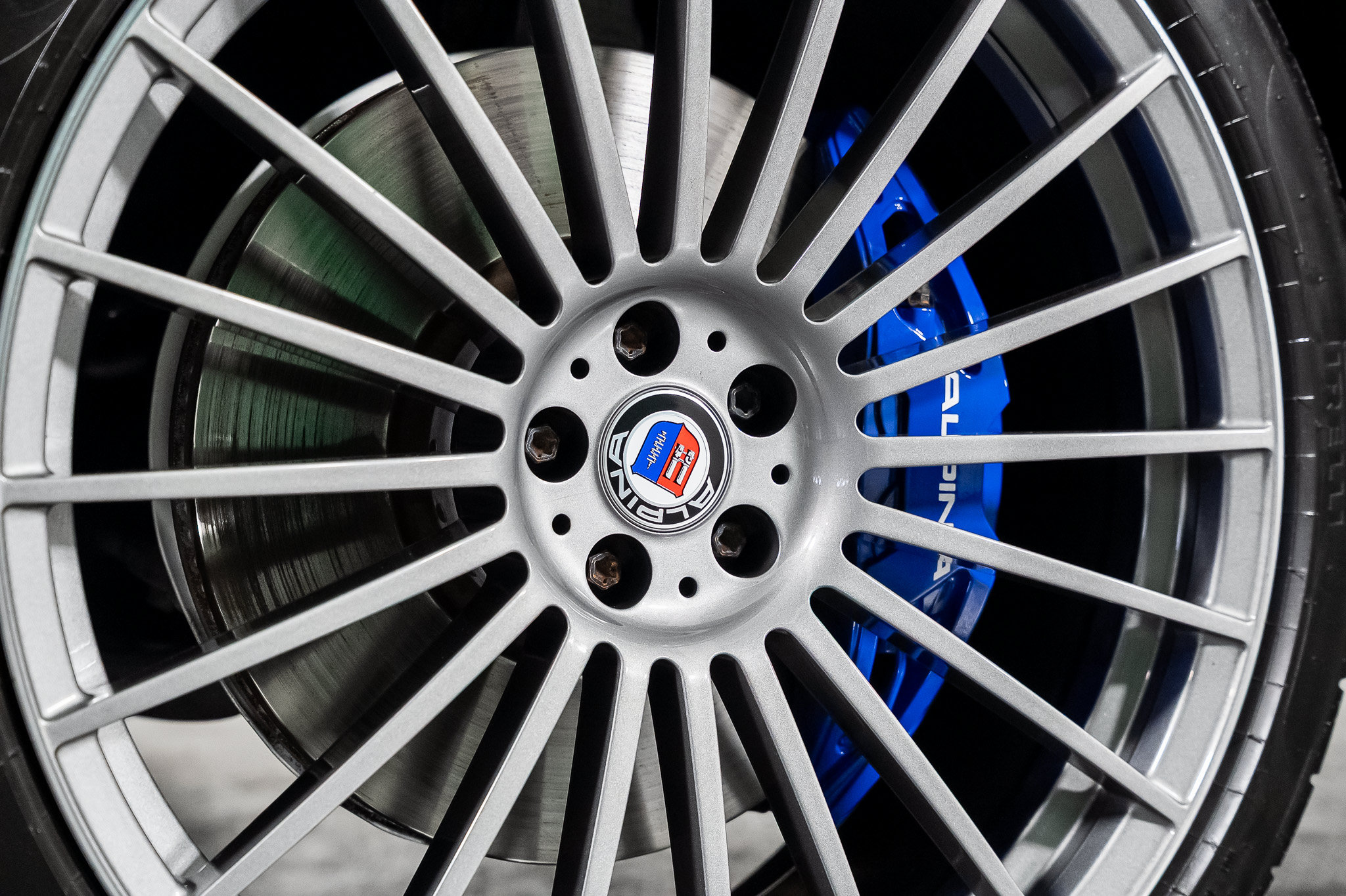 Used 2022 BMW ALPINA XB7 AWD/4WD image 17