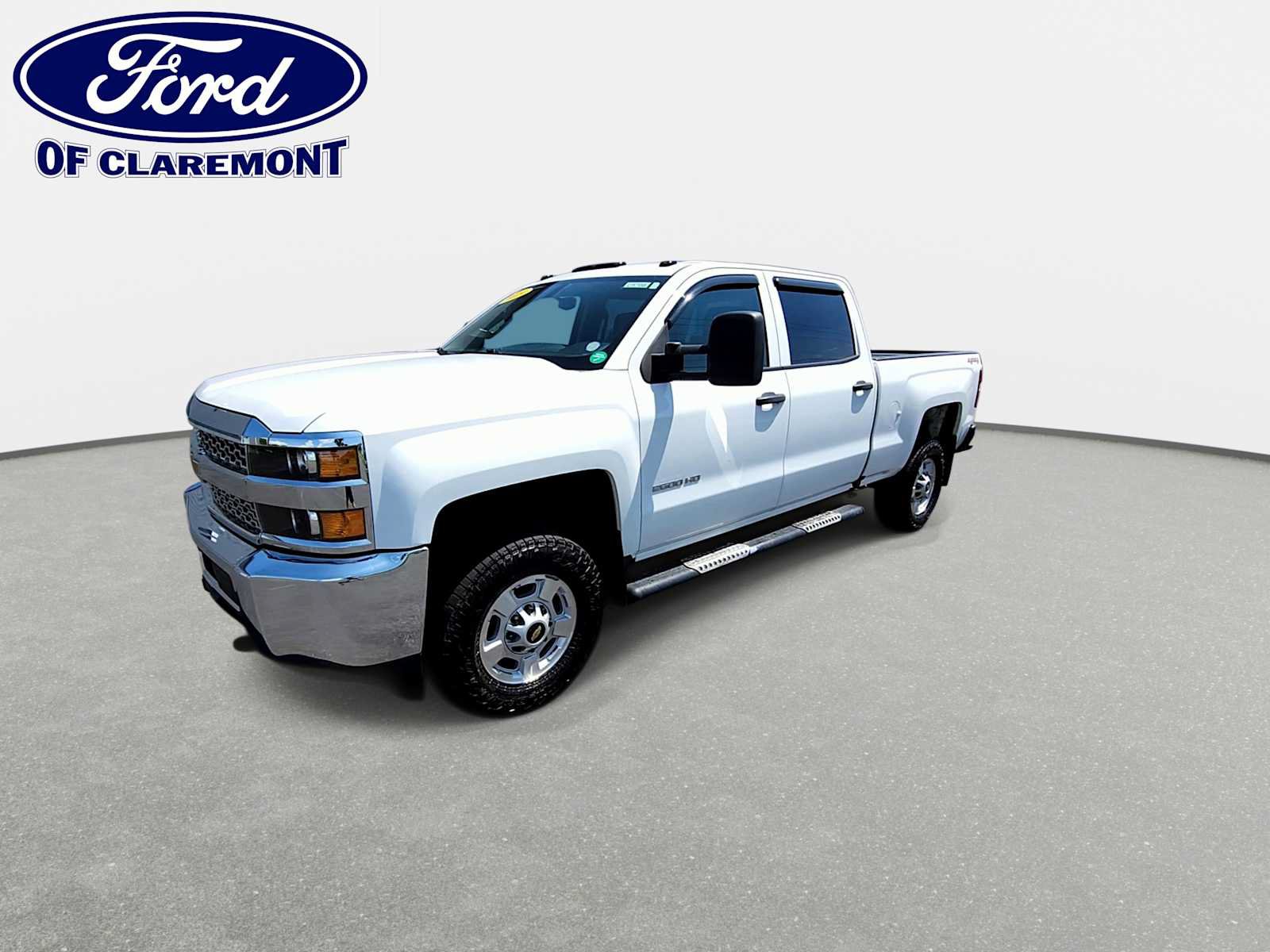 Used 2019 Chevrolet Silverado 2500 W/T w/ Snow Plow Prep Package AWD/4WD image 4