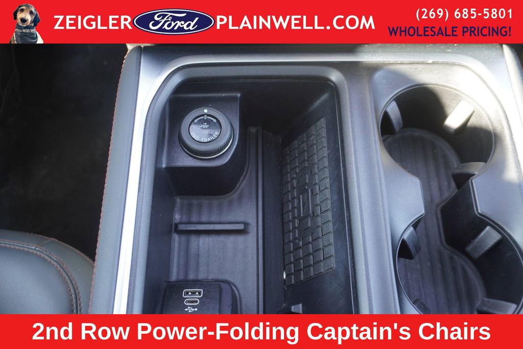 Used 2025 Ford Expedition Active image 31