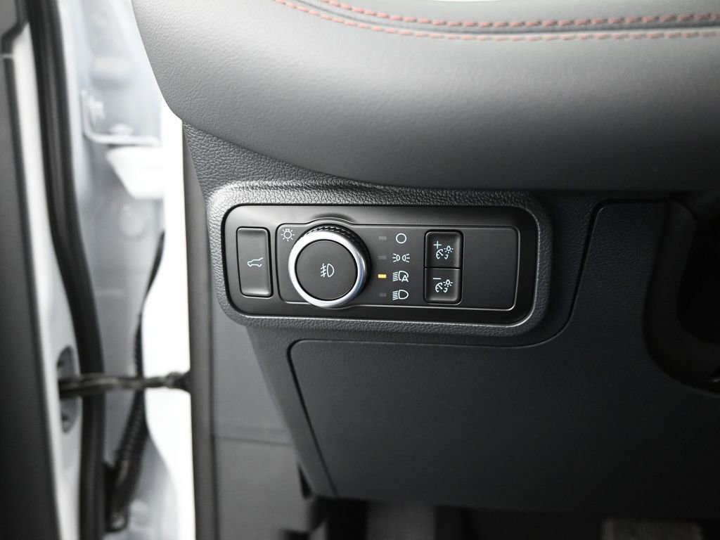 New 2026 Ford Explorer Active RWD image 12