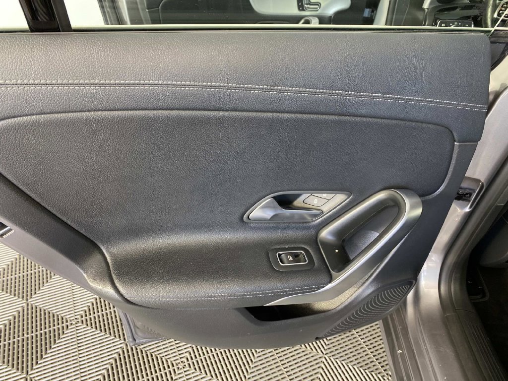 Used 2020 Mercedes-Benz CLA 250 4MATIC image 26