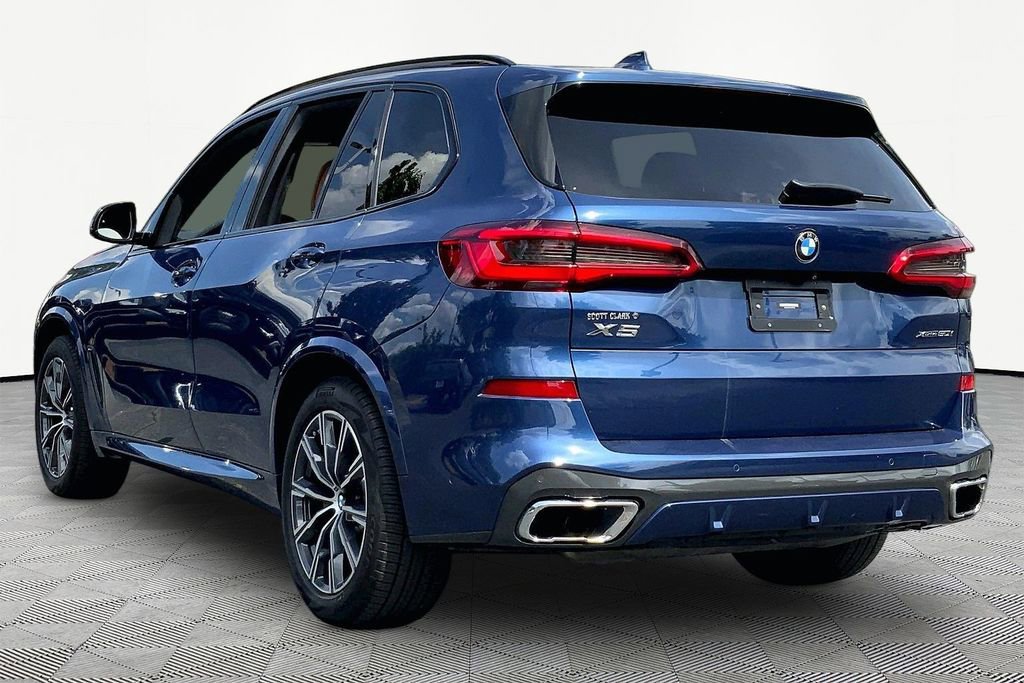 Used 2019 BMW X5 xDrive50i w/ M Sport Package AWD/4WD image 4