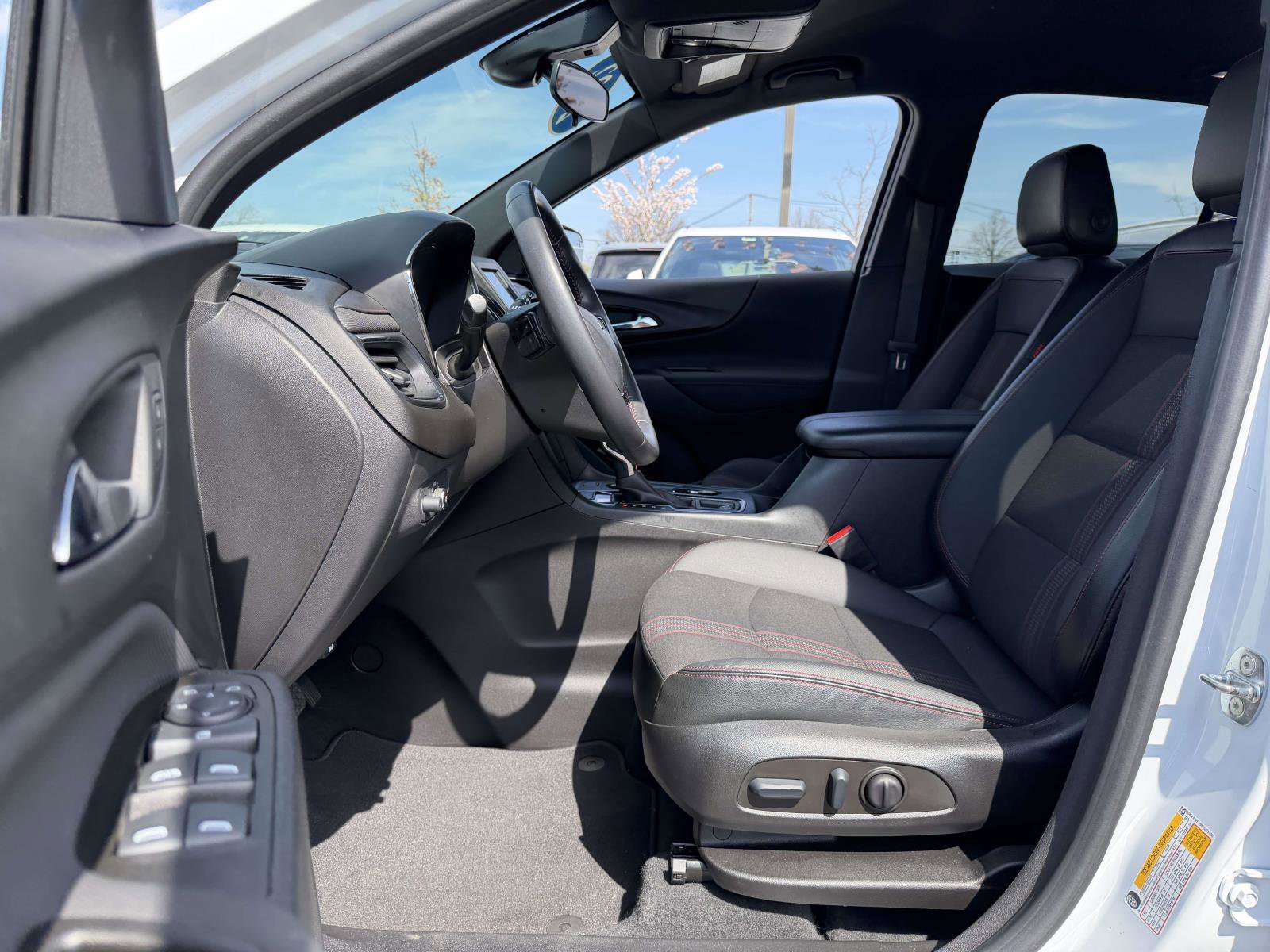 Certified 2022 Chevrolet Equinox RS image 10