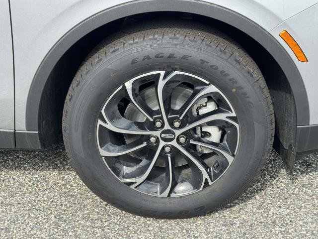 New 2026 Lincoln Nautilus Premier AWD/4WD image 6