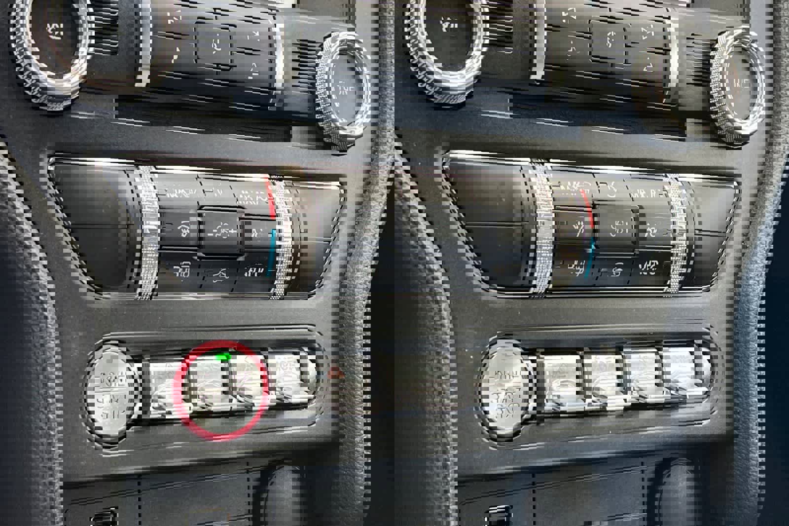 Used 2018 Ford Mustang Coupe w/ Equipment Group 101A image 20