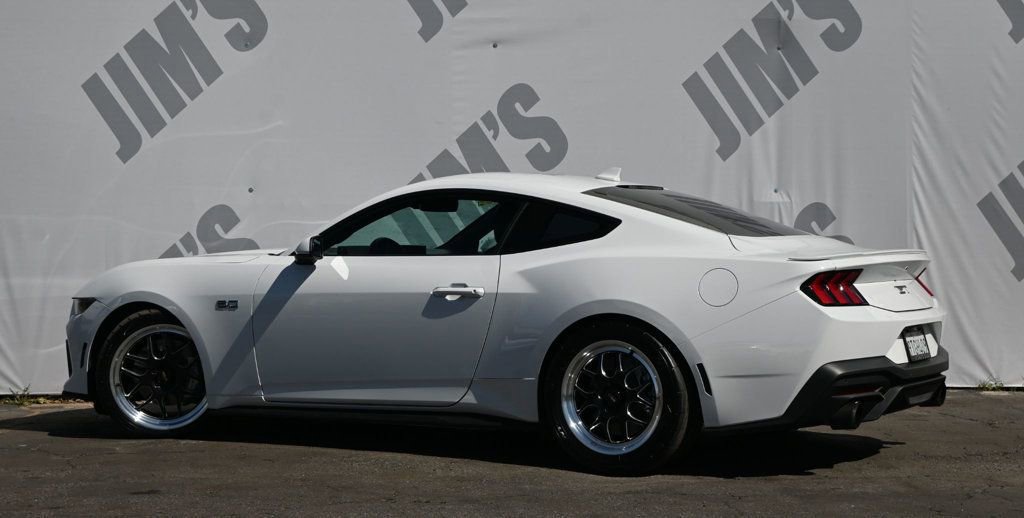 Used 2025 Ford Mustang GT image 7