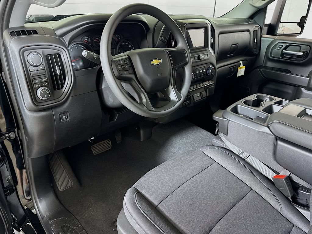 New 2026 Chevrolet Silverado 2500 Custom w/ Custom Value Package AWD/4WD image 5
