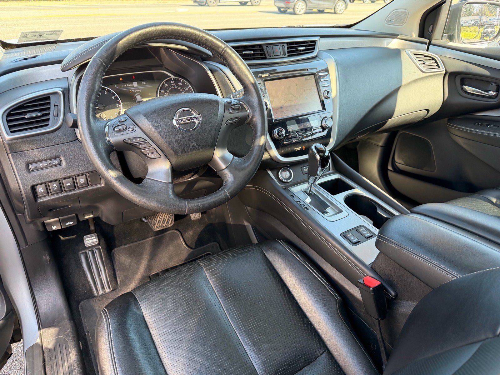 Used 2020 Nissan Murano SL w/ Moonroof Package AWD/4WD image 10