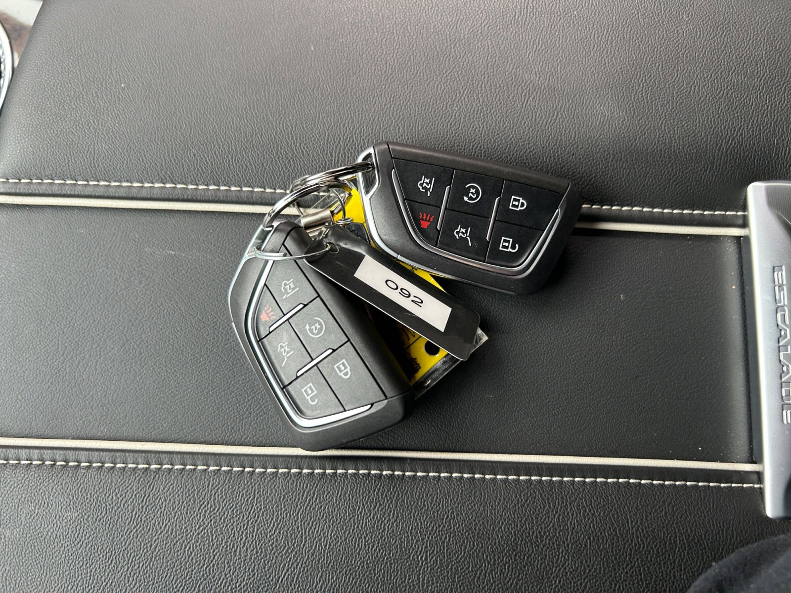 Used 2025 Cadillac Escalade ESV Sport Platinum w/ LPO, Floor Liner Package image 31