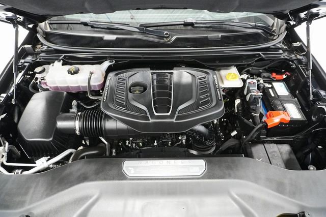 Used 2024 Jeep Grand Wagoneer Series III image 7