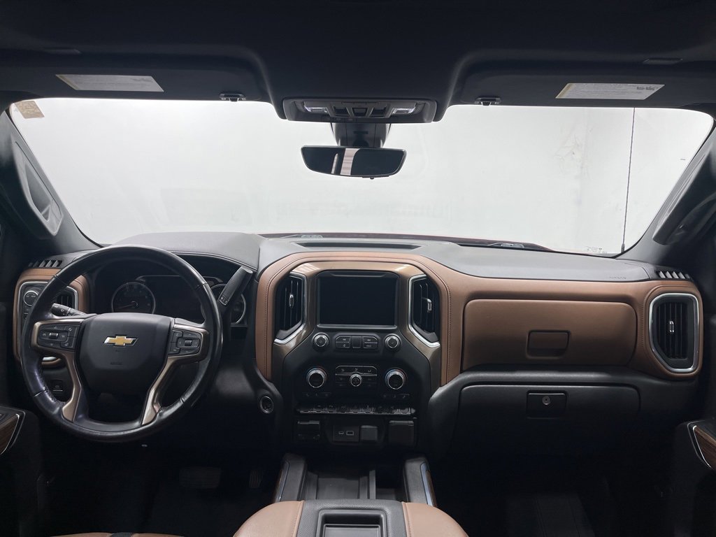 Used 2022 Chevrolet Silverado 1500 High Country w/ Technology Package image 8