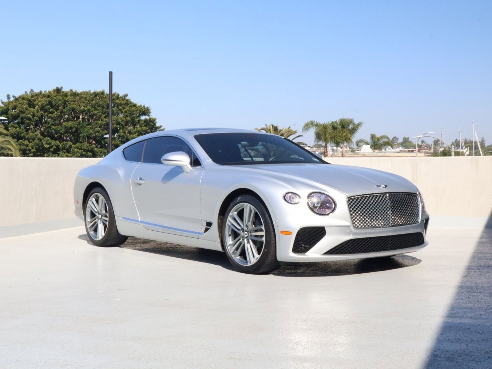 Certified 2023 Bentley Continental GT Mulliner AWD/4WD image 1