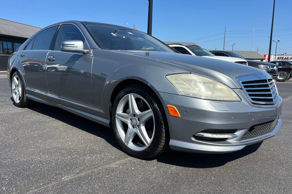 Used 2010 Mercedes-Benz S 550 image 10