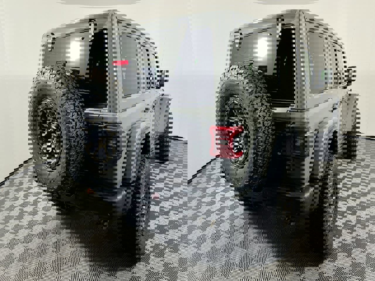 Used 2023 Jeep Wrangler Rubicon 392 w/ Xtreme Recon 35" Tire Package image 3