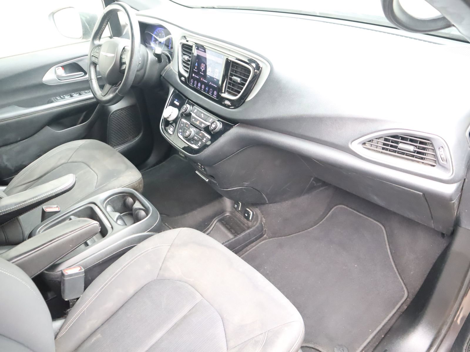 Used 2018 Chrysler Pacifica Touring Plus w/ S Appearance Package FWD image 51