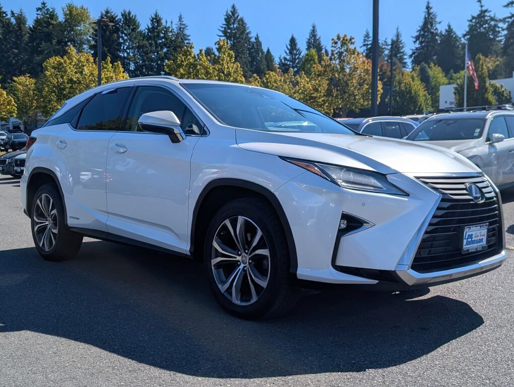 Used 2017 Lexus RX 450h AWD w/ Cold Weather Package image 3