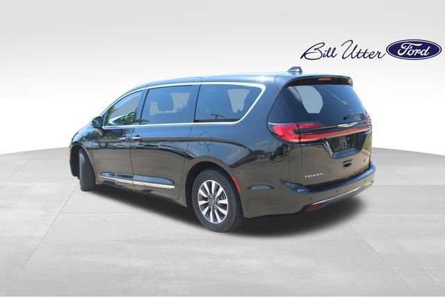 Used 2023 Chrysler Pacifica Limited FWD image 7