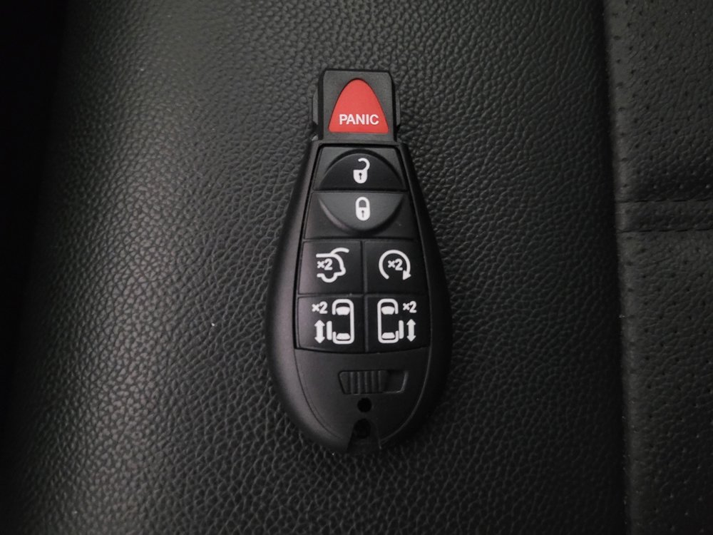 Used 2013 Dodge Grand Caravan R/T w/ Safety Sphere Group image 32