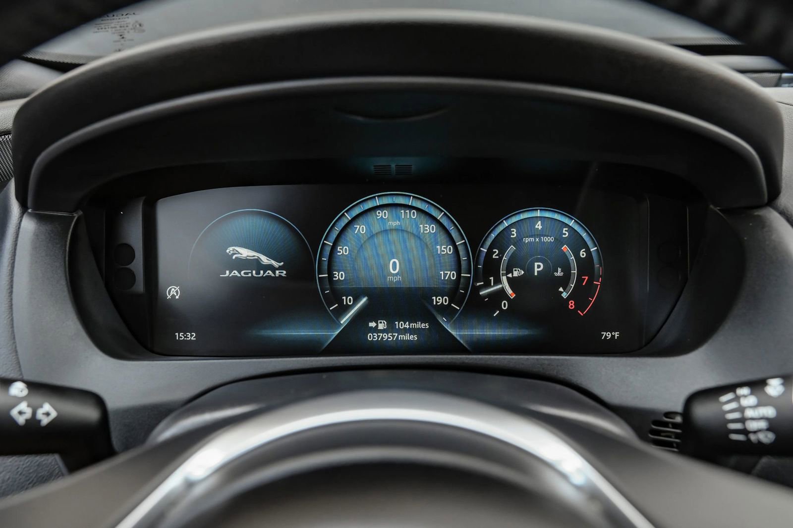 Used 2019 Jaguar XE S image 27