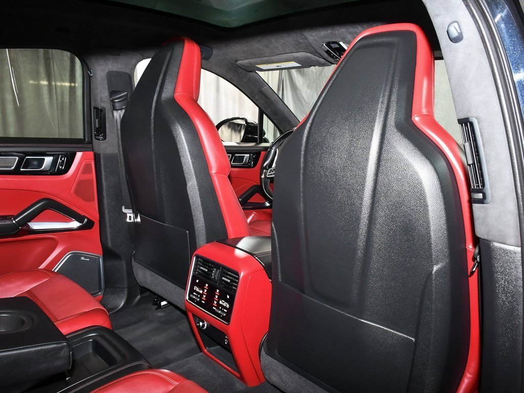Used 2021 Porsche Cayenne Turbo w/ Assistance Package image 53
