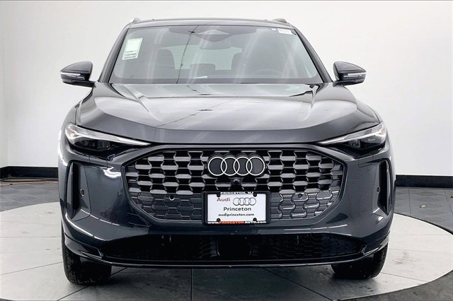 New 2025 Audi Q5 Premium image 3