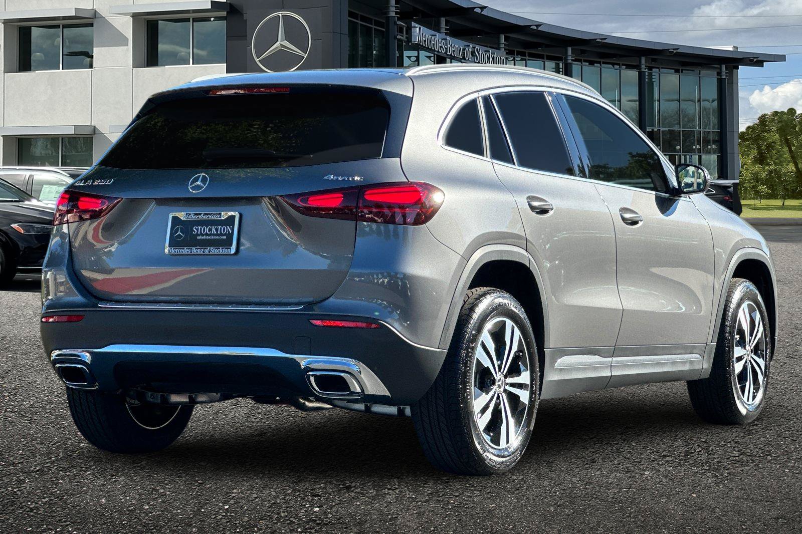 New 2026 Mercedes-Benz GLA 250 4MATIC image 4