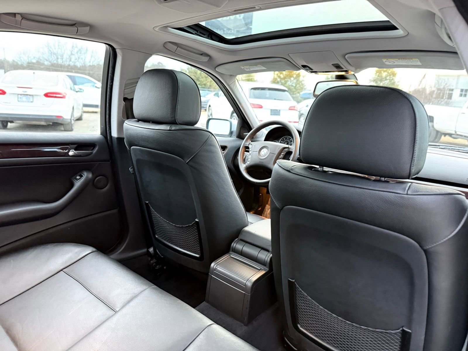 Used 2005 BMW 330xi Sedan image 26