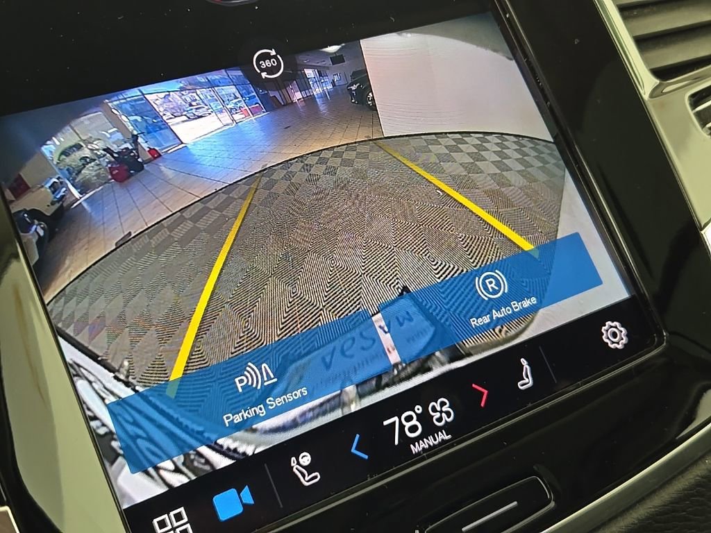 Certified 2023 Volvo XC90 B6 Plus w/ Protection Package Premier AWD/4WD image 30