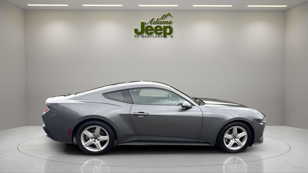Used 2026 Ford Mustang Coupe RWD image 16