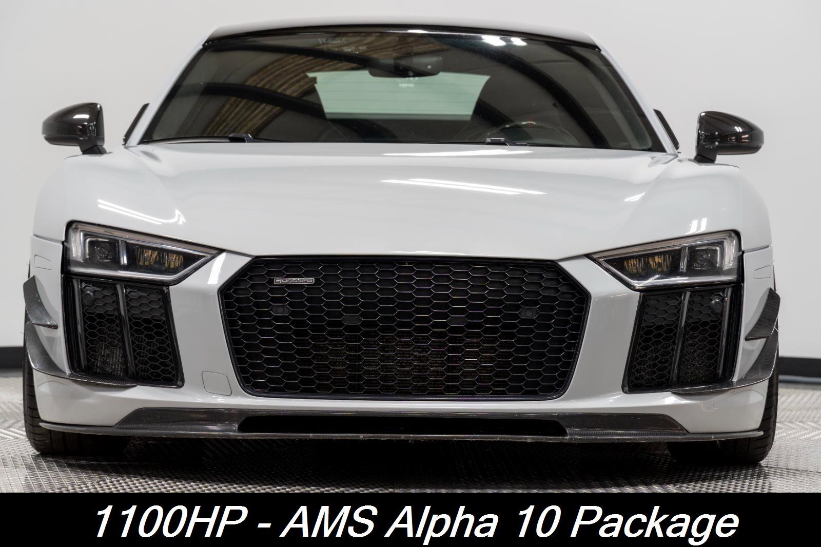 Used 2017 Audi R8 V10 plus w/ Full Leather Package image 2
