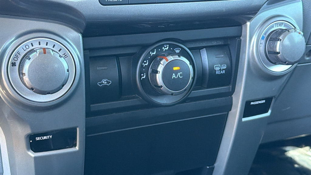 Used 2011 Toyota 4Runner Trail AWD/4WD image 14