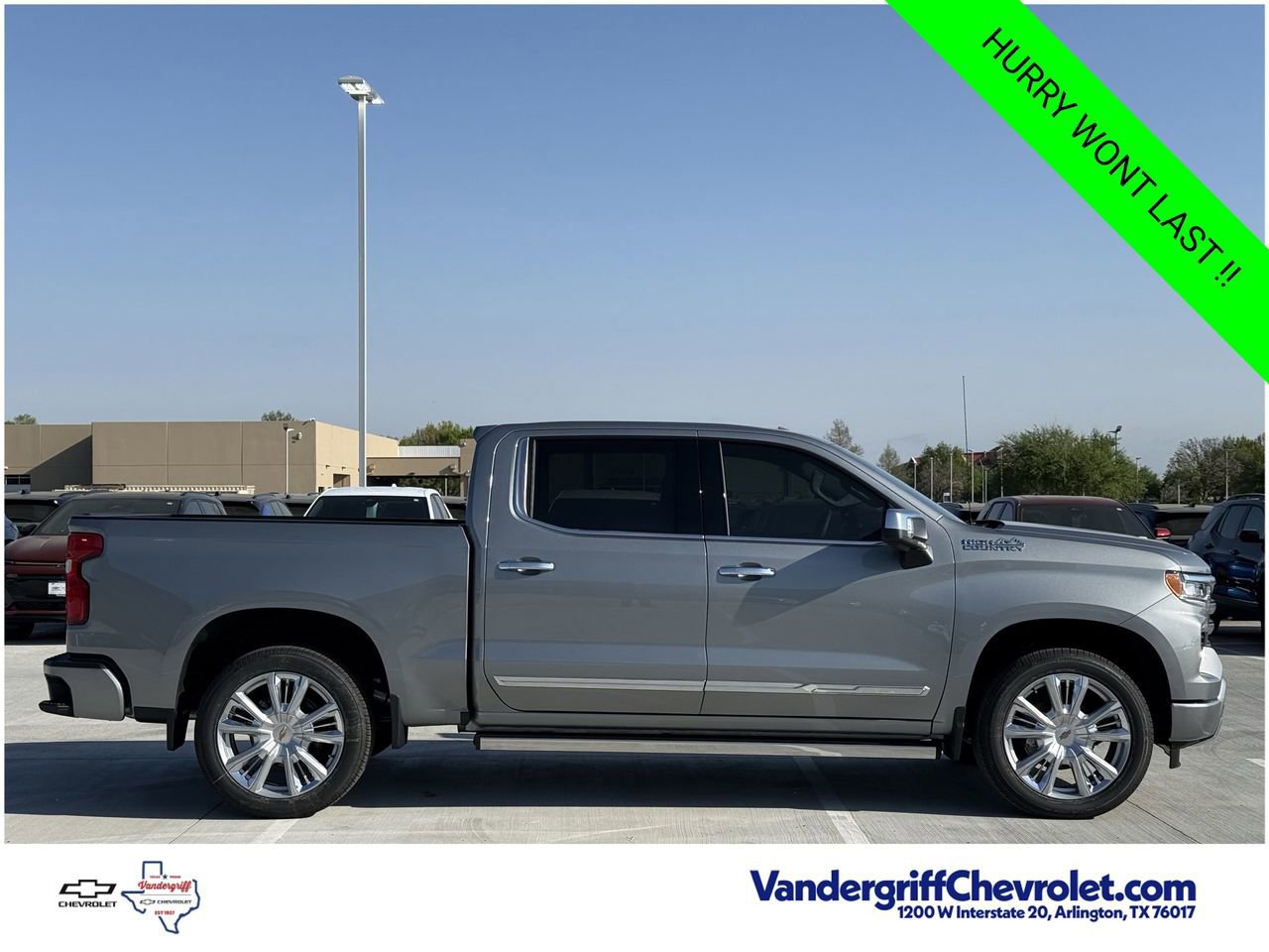 New 2026 Chevrolet Silverado 1500 High Country AWD/4WD image 3