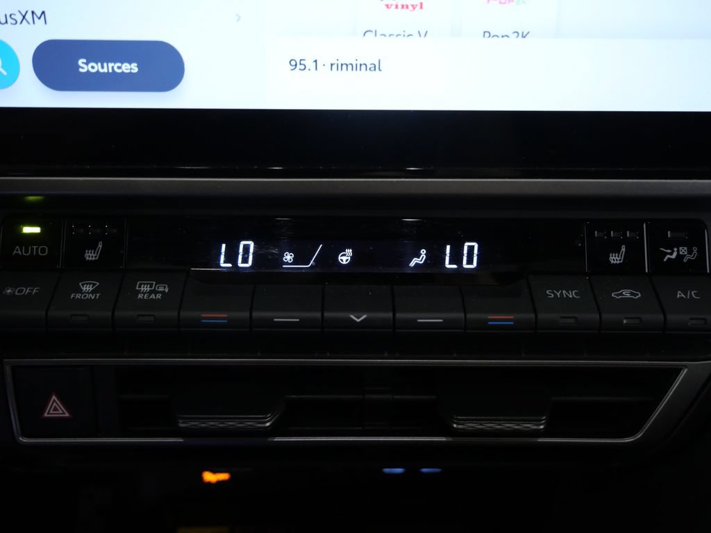 Used 2026 Toyota Camry XSE AWD/4WD image 20