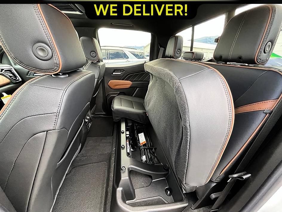 New 2026 GMC Canyon AT4 w/ Technology Plus Package AWD/4WD image 16