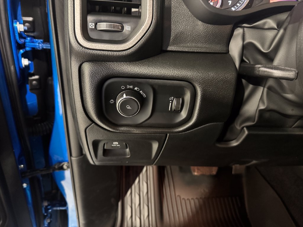New 2026 RAM 1500 Tradesman AWD/4WD image 33