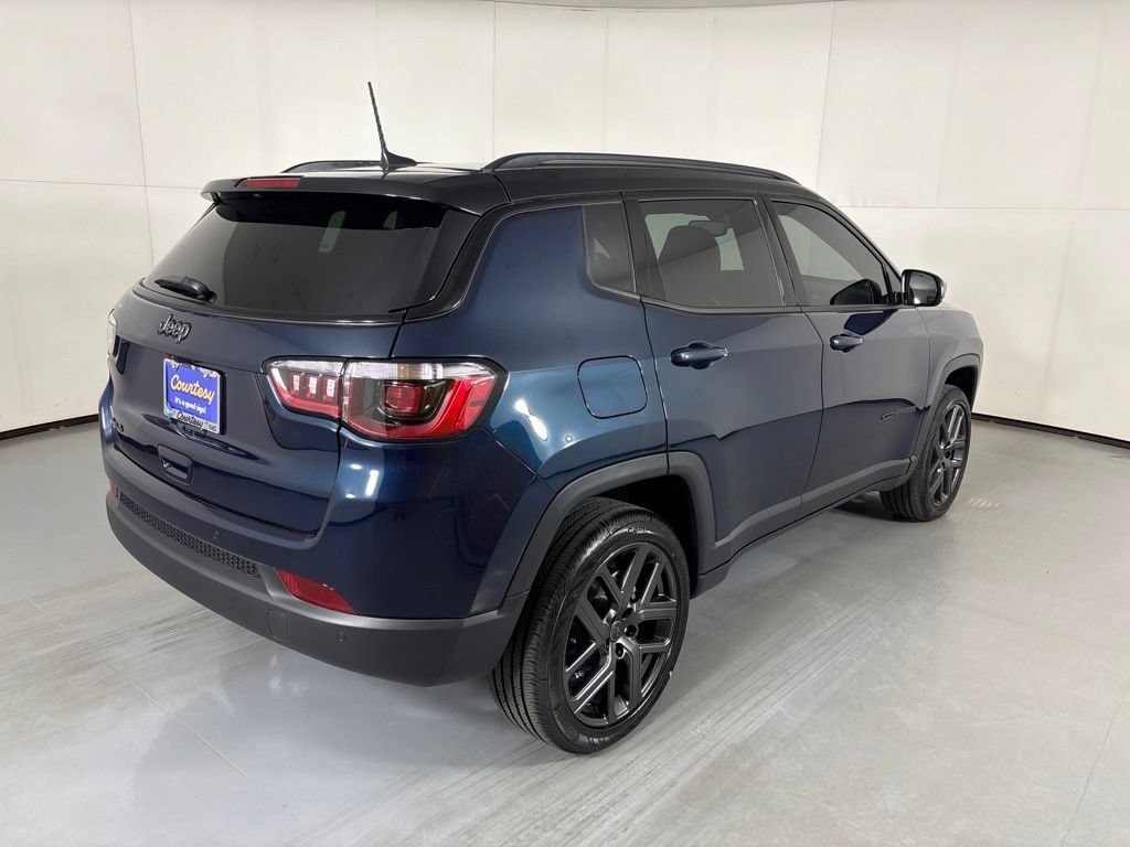 New 2026 Jeep Compass Limited w/ Sun, Sound & Navigation Group AWD/4WD image 8