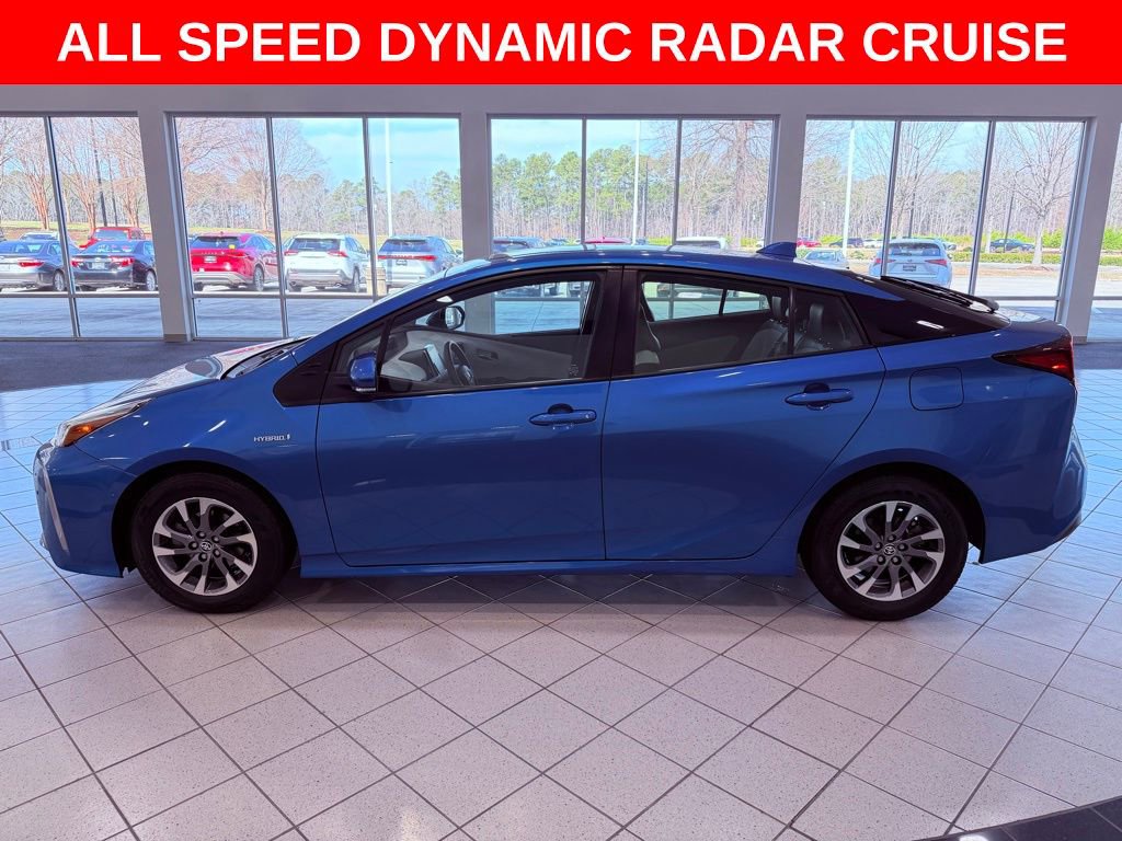 Used 2022 Toyota Prius Limited w/ Premium Convenience Package image 5