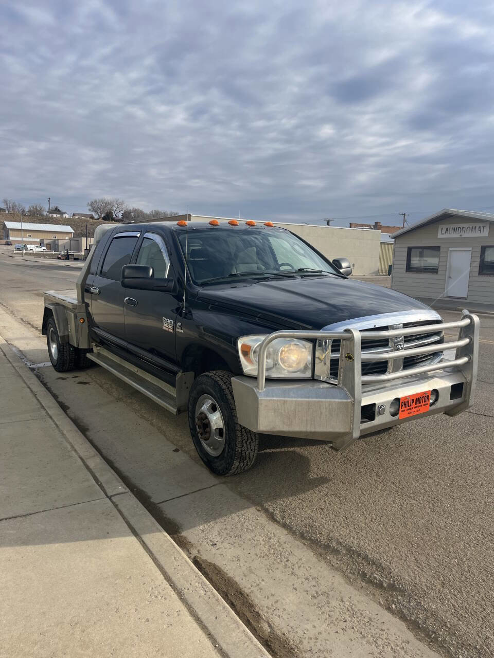 Used 2009 Dodge Ram 3500 Truck SLT w/ Popular Equipment Group image 3